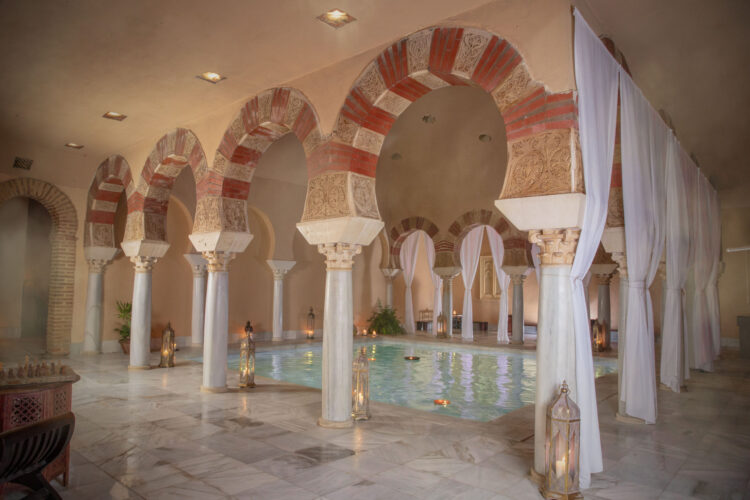 Del Zoco al Reposo: El Ritual del Baño Árabe en la Rutina de un Cordobés del Siglo X