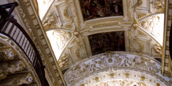 Iglesia de San Agustín (PP. Dominicos)