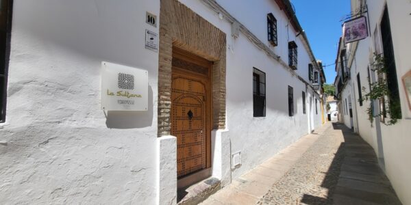 Ruta del Alcázar y la Judería en un día: Un Viaje al Corazón Medieval de Córdoba