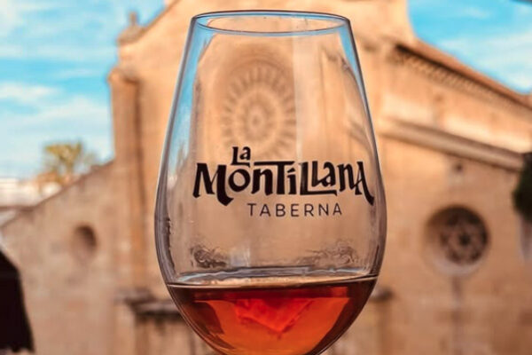 Tabernas de Córdoba: El Alma de la Ciudad en Cada Copa de Vino