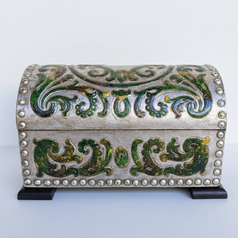 Cofre Adal Guadamecil