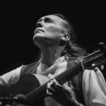 El guitarrista flamenco Vicente Amigo tocando en el Festival de la Guitarra de C&oacute;rdoba.